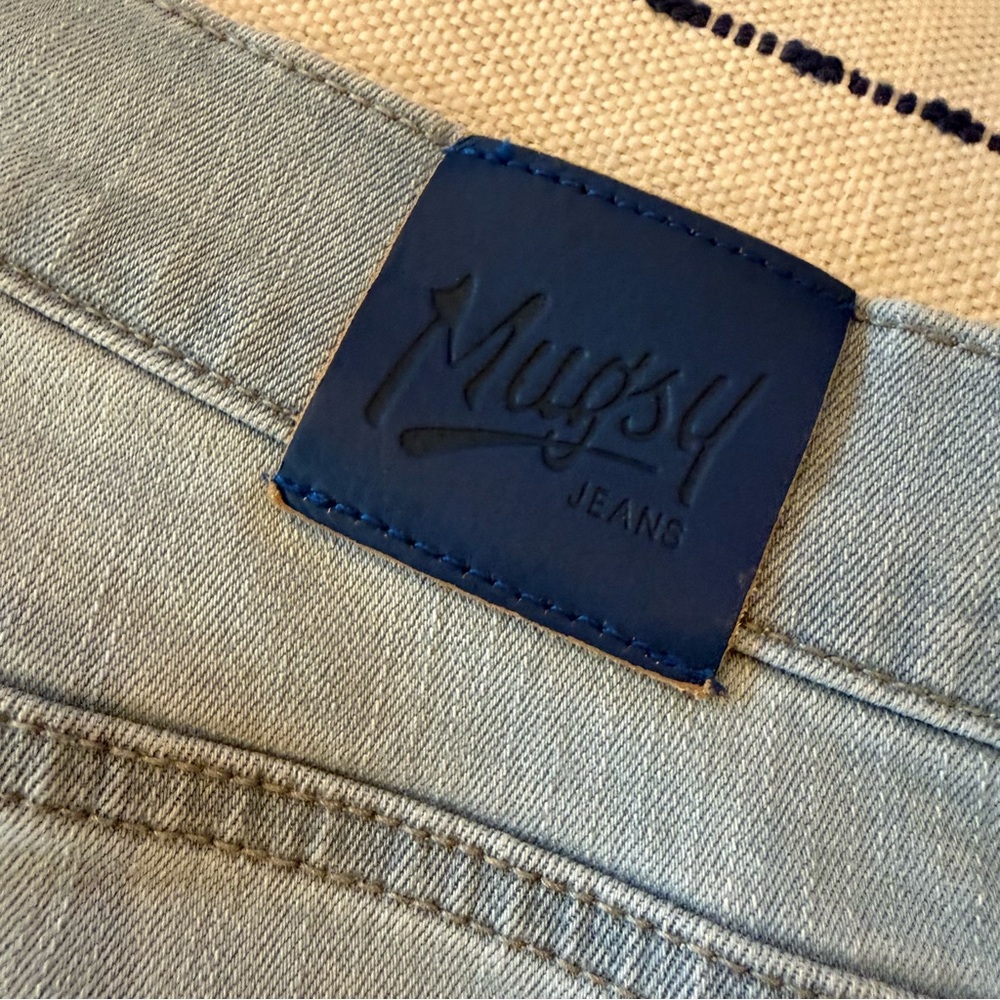 Light Blue Men's Jeans - Picture 3 of 4